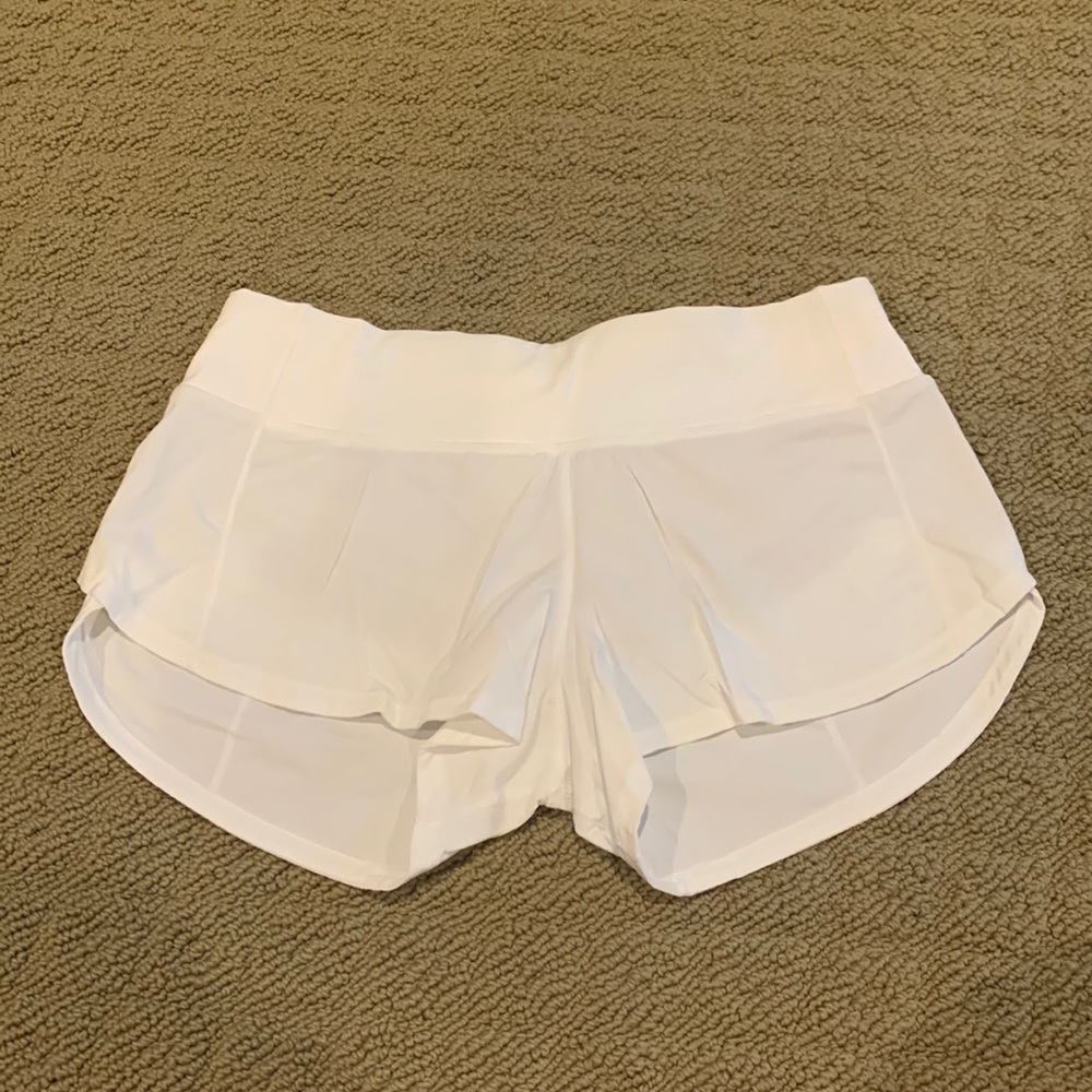 Lululemon Speed Up Shorts 2.5”